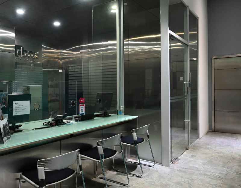 Discover the Security of SECOM Safe Deposit Box Facility in Singapore SECOM's modern and secure safe deposit box facility with surveillance cameras and biometric access in Singapore